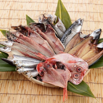 わけあり干物おまかせセット（合計12-15尾）：3000円